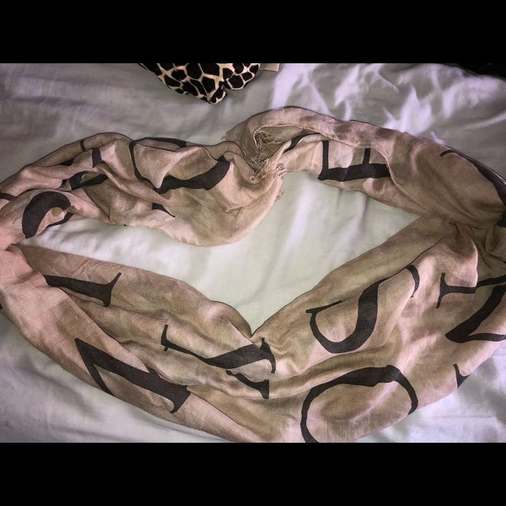 Scarf